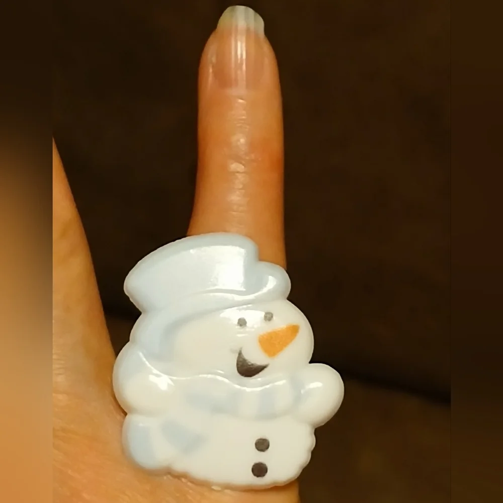 Child's Plaatic Snowman Ring with Orange Nose Adjustable